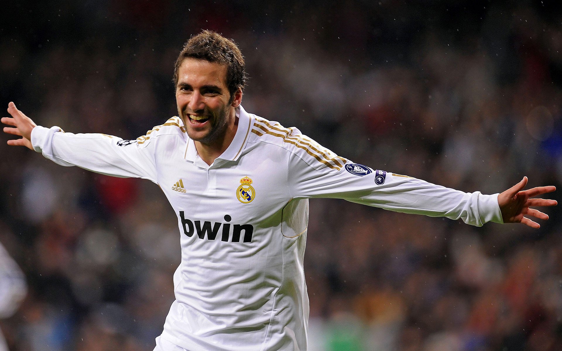 姆巴佩赛事官方发布大胜新规,C9争议不断!